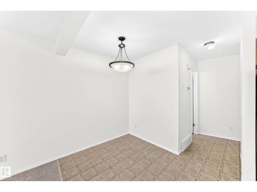 #93 230 Edwards Dr SW — photo 12 of 40