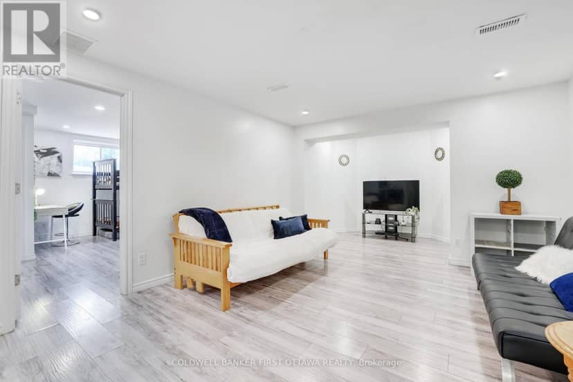 11 Rideau Crossing Crescent — photo 30 of 40