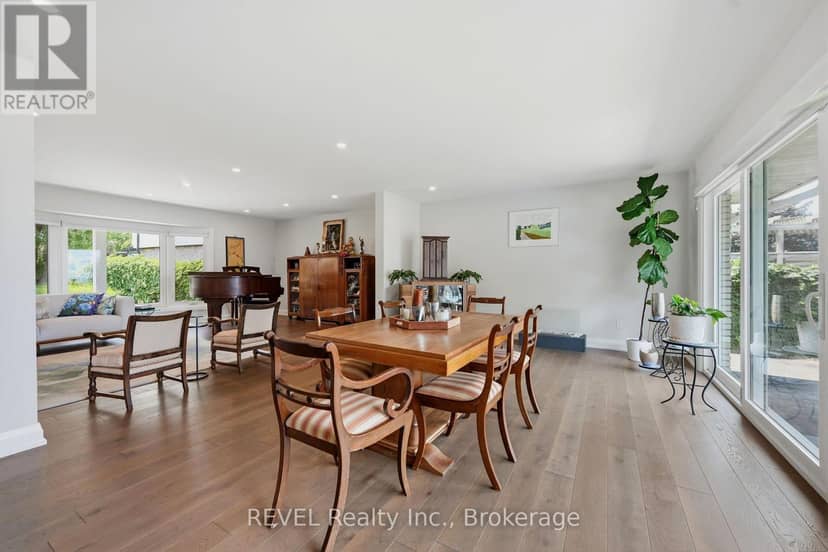 53 Beachview Drive — photo 16 of 40