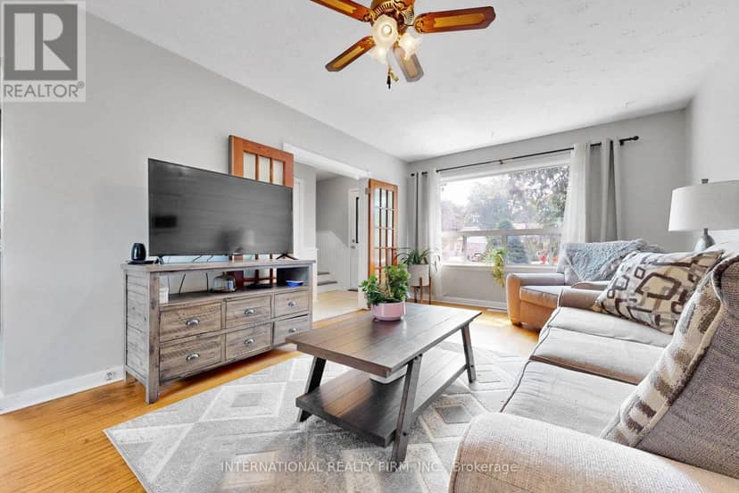 62 Porchester Drive — photo 11 of 40