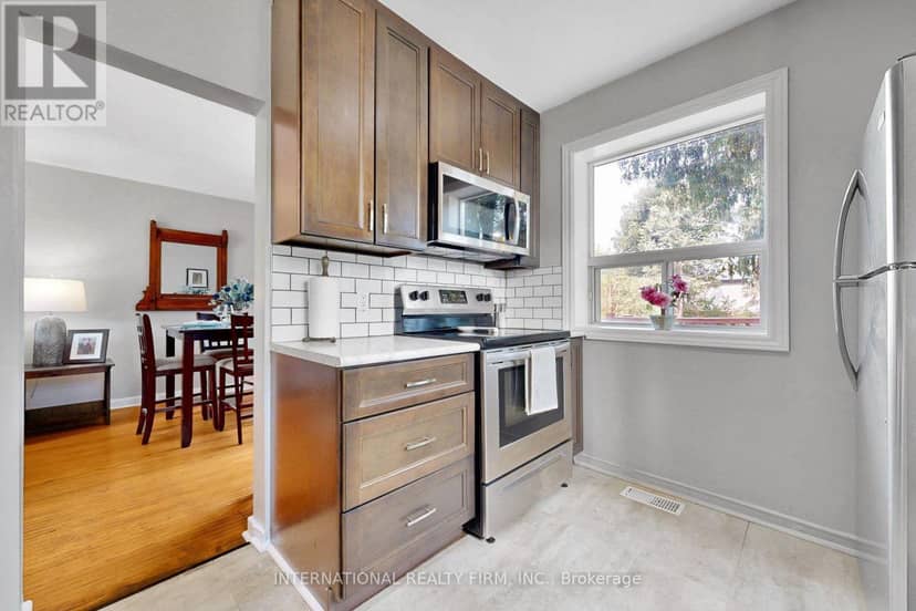 62 Porchester Drive — photo 17 of 40