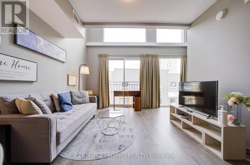 710 - 321 Spruce Street — photo 8 of 22