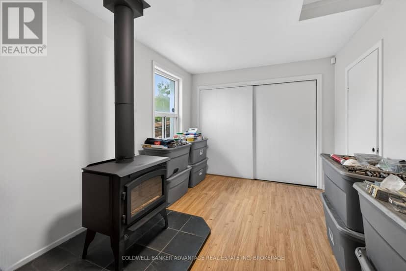 614 Waterloo Street — photo 20 of 23