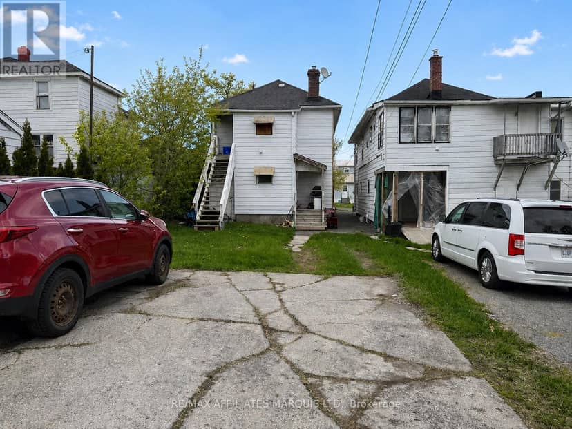 120-120A Guy Street — photo 3 of 16