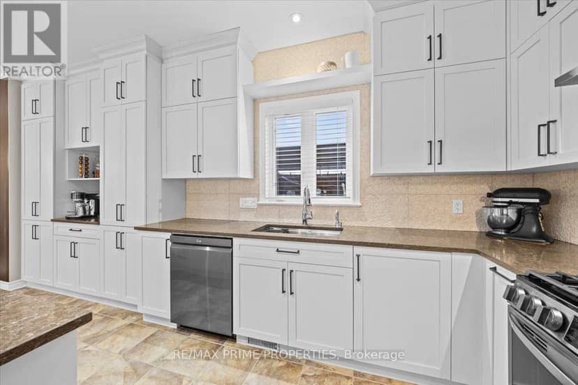 3421 Summerbreeze Drive — photo 15 of 40