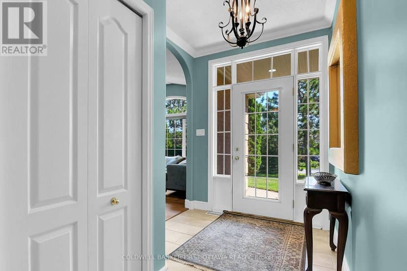6983 Lakes Park Drive — photo 5 of 29