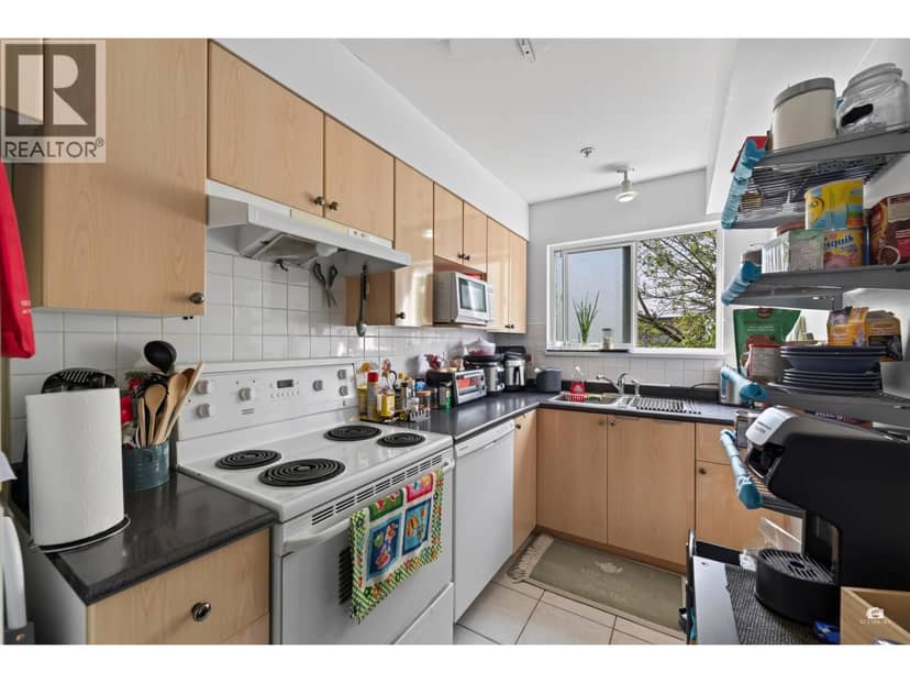 301 1099 W 71ST AVENUE, Vancouver, photo 6