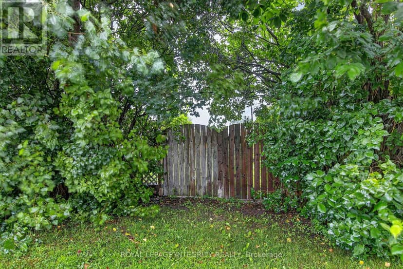 333 Charron Street — photo 37 of 40