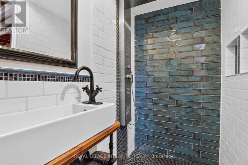 333 Charron Street — photo 35 of 40