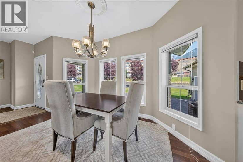 5075 Riverview Road, Fairmont Hot Springs, photo 5