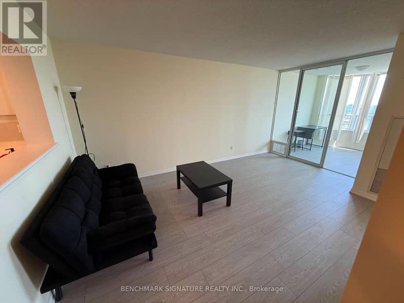 2405 - 88 Corporate Drive — photo 11 of 28