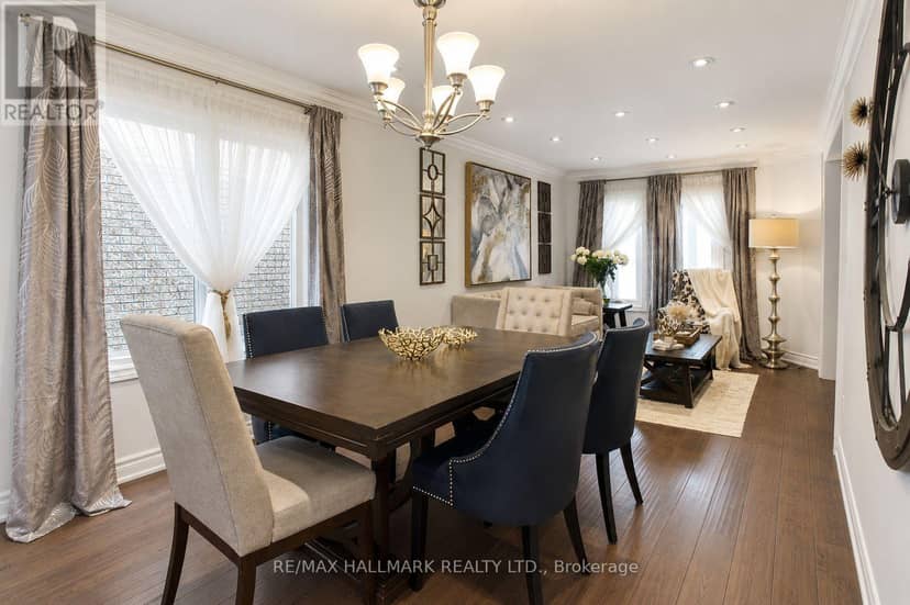 92 Weldrick Road E, Richmond Hill, photo 4