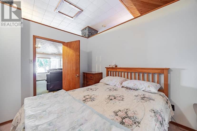 1599 Mission RD — photo 14 of 21