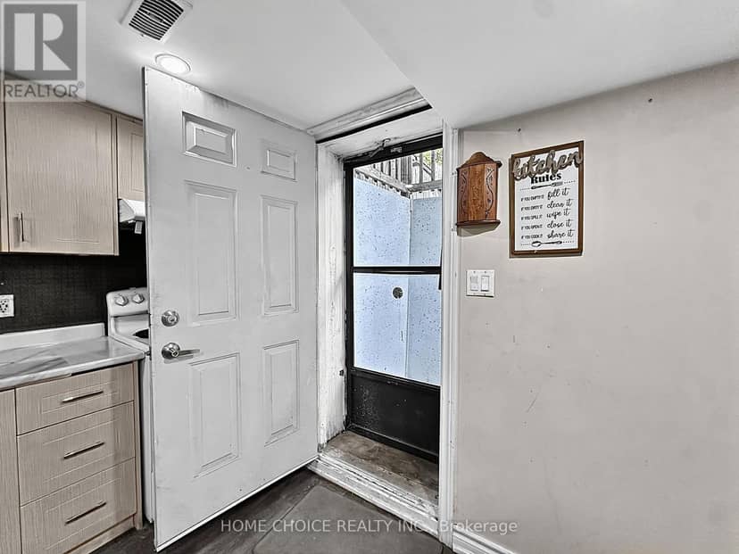 38 Robbinstone Drive — photo 37 of 40
