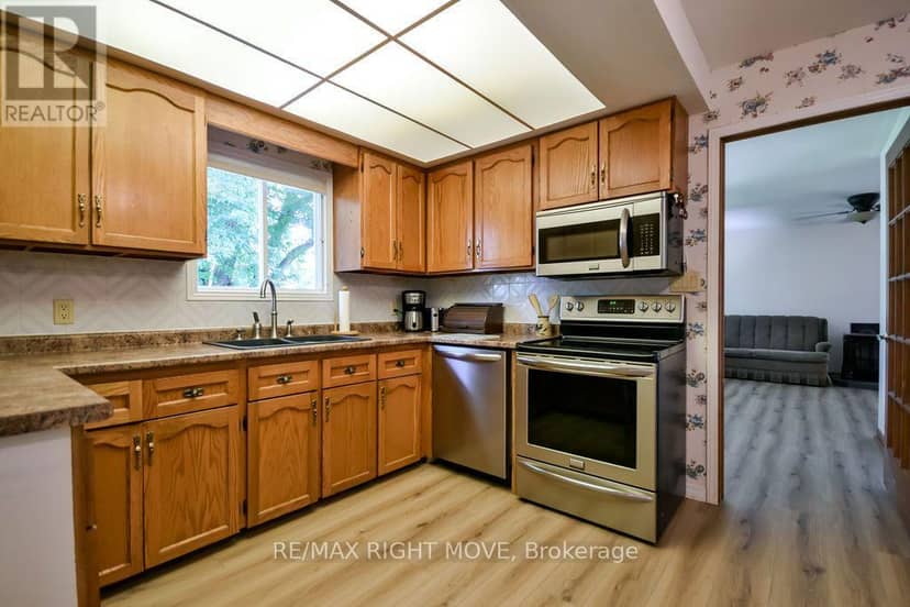 3263 Shoreview Drive — photo 9 of 40