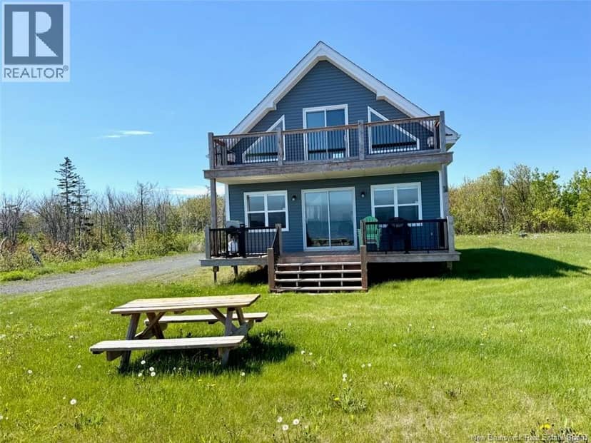85 Allée Pigeon Beach — photo 2 of 40