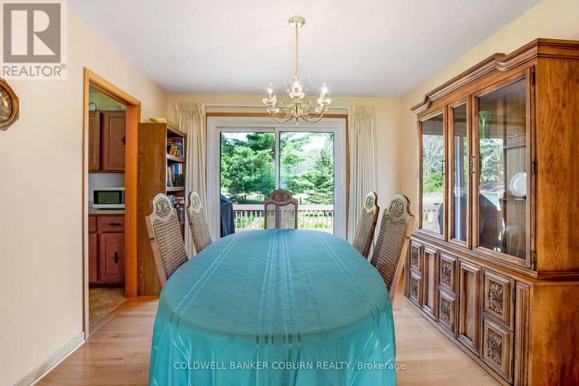 12169 Lakeshore Drive — photo 8 of 40