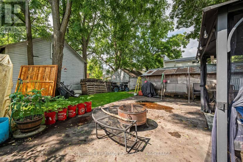 4400 William Street — photo 23 of 28