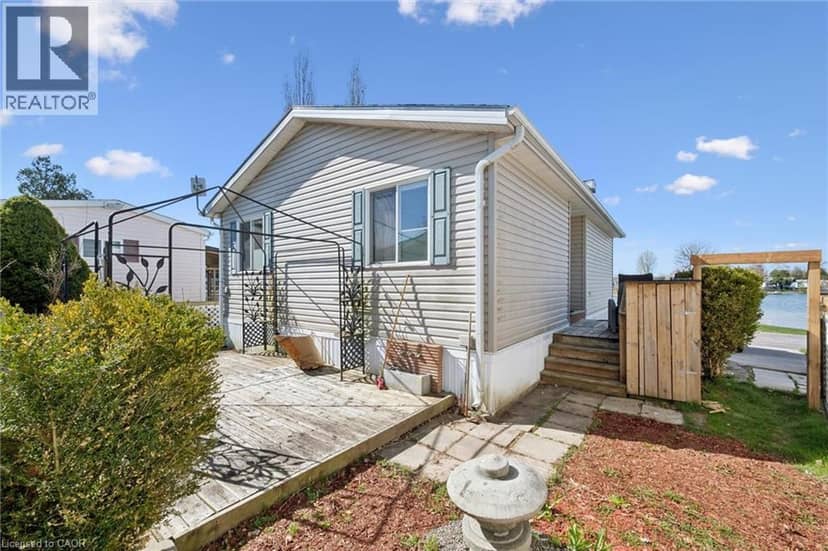 27 TRILLIUM BEACH Drive — photo 31 of 35