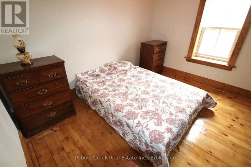 85042 Bluewater Highway — photo 16 of 40