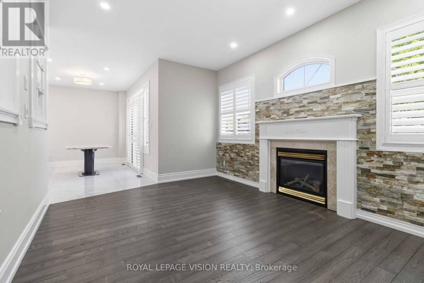 3859 McDowell Drive — photo 18 of 40