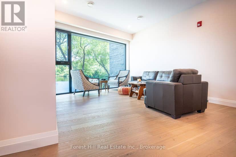 202 - 32 Brunel Road S — photo 12 of 31