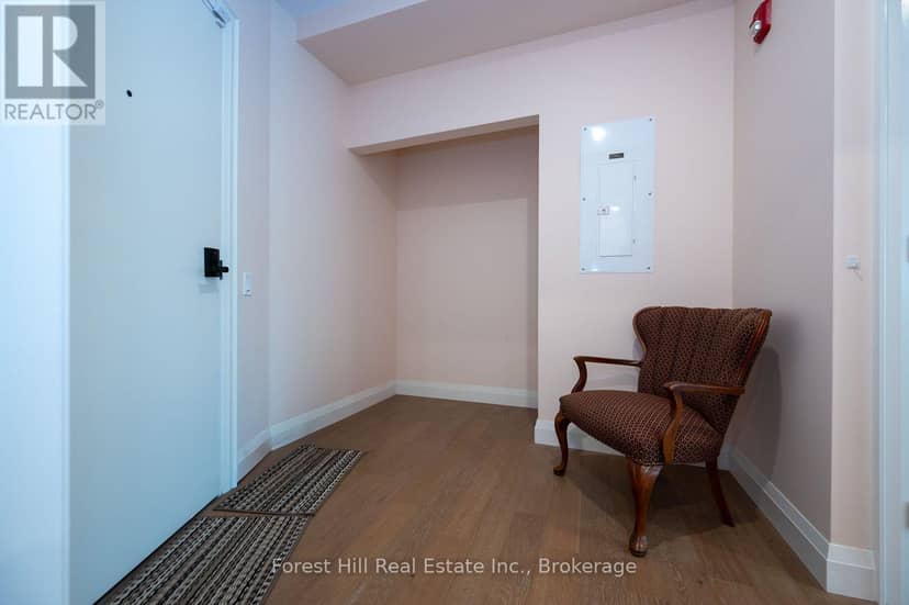 202 - 32 Brunel Road S — photo 28 of 31