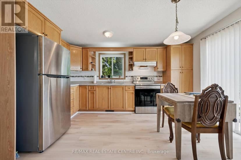 27 Trillium Beach Pvt Drive — photo 12 of 36