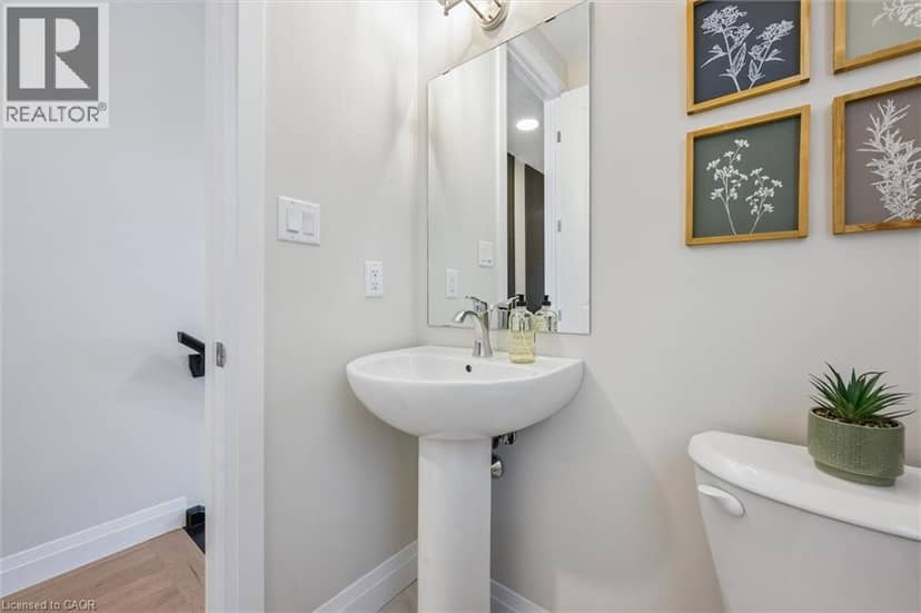 113 CATHERINE Street — photo 8 of 30