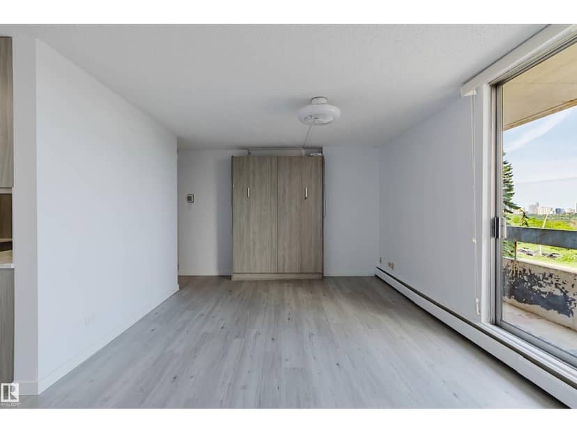 #303 10883 Saskatchewan Dr NW, Edmonton, photo 6
