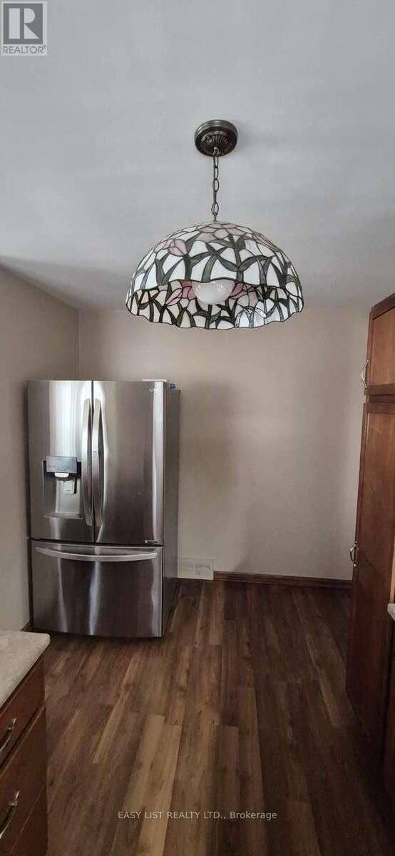 2371 Alexis Road, Windsor, photo 6