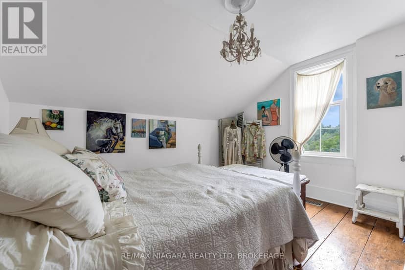3847 Bertie Street — photo 27 of 40