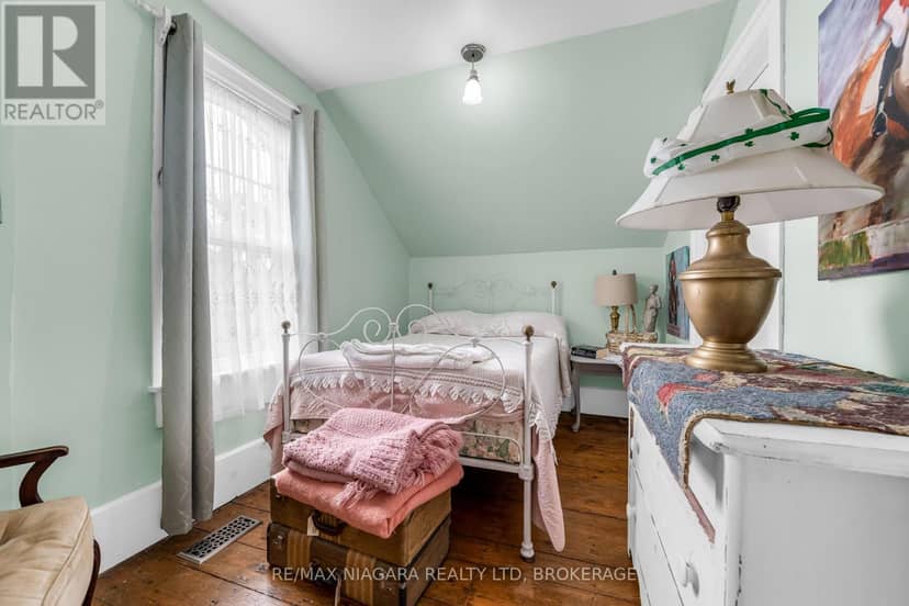 3847 Bertie Street — photo 24 of 40