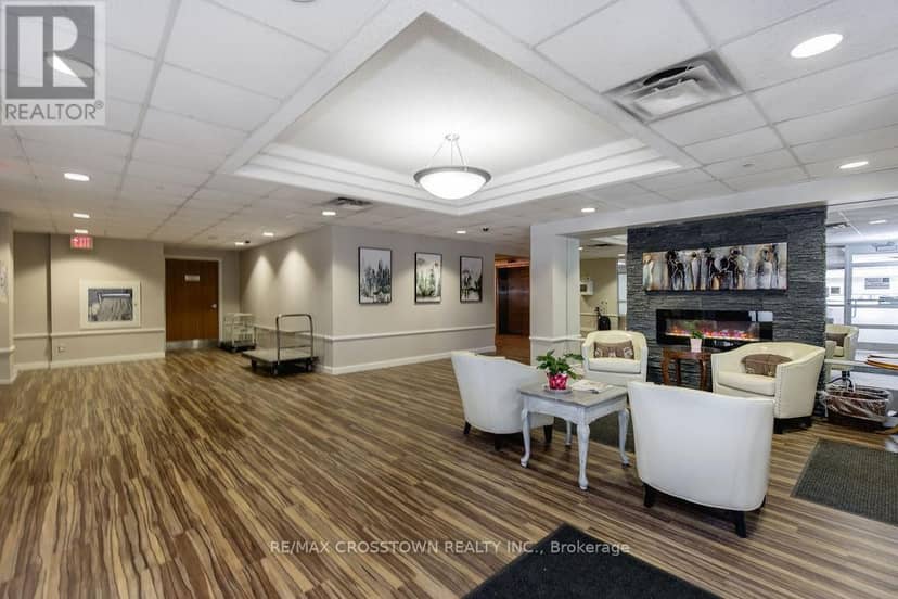 44 - 74 Ross Street — photo 6 of 40