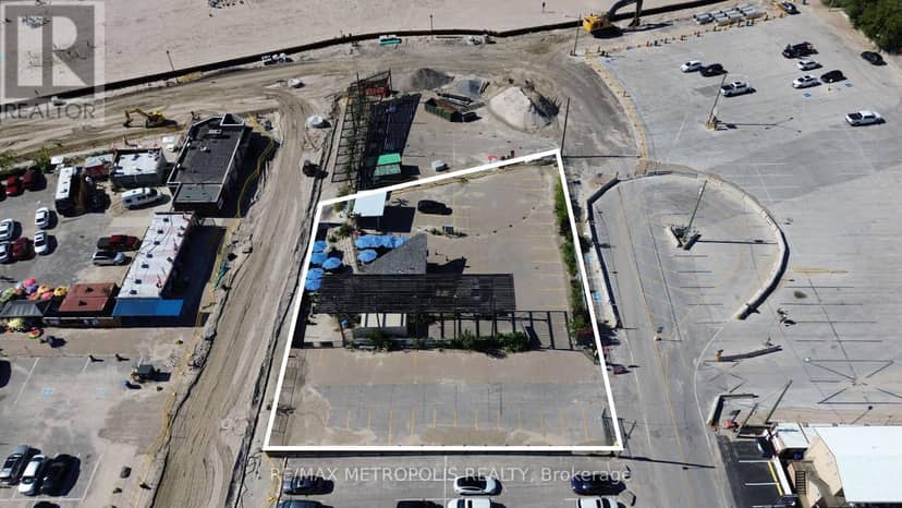 9 Main Street — photo 1 of 10