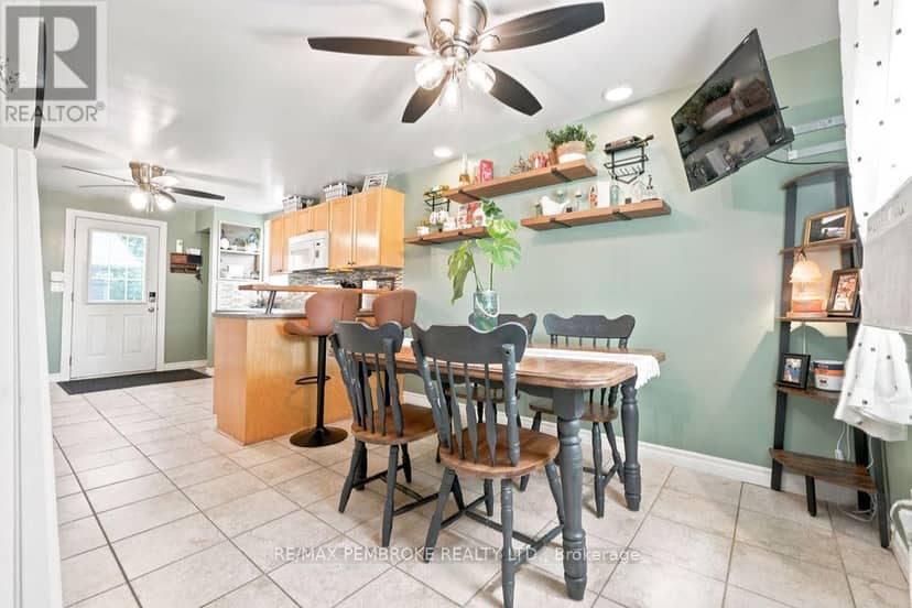 617 Third Avenue S — photo 12 of 40