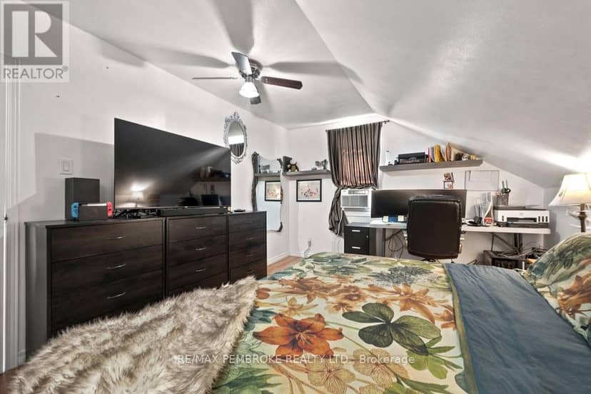617 Third Avenue S — photo 22 of 40
