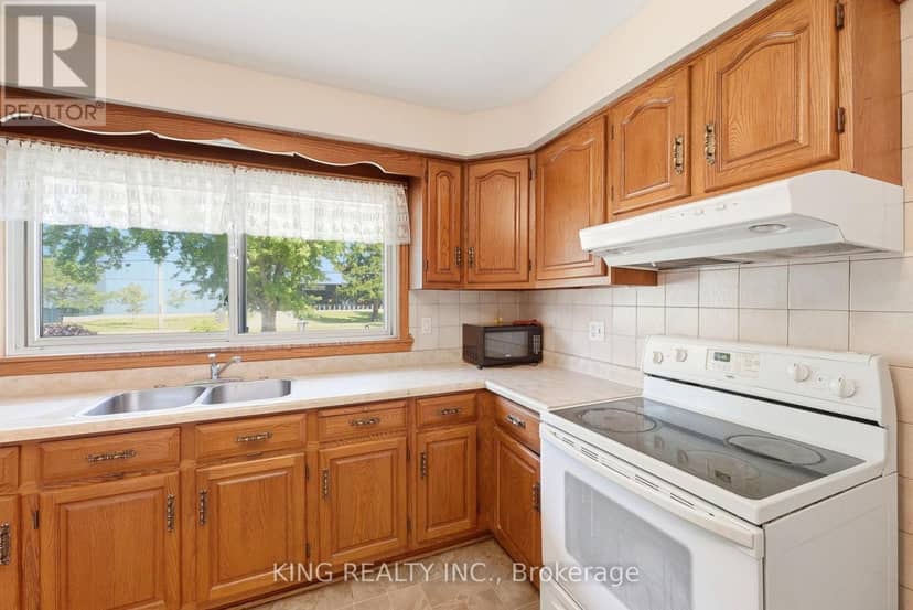 1737 Wavell Street — photo 10 of 34