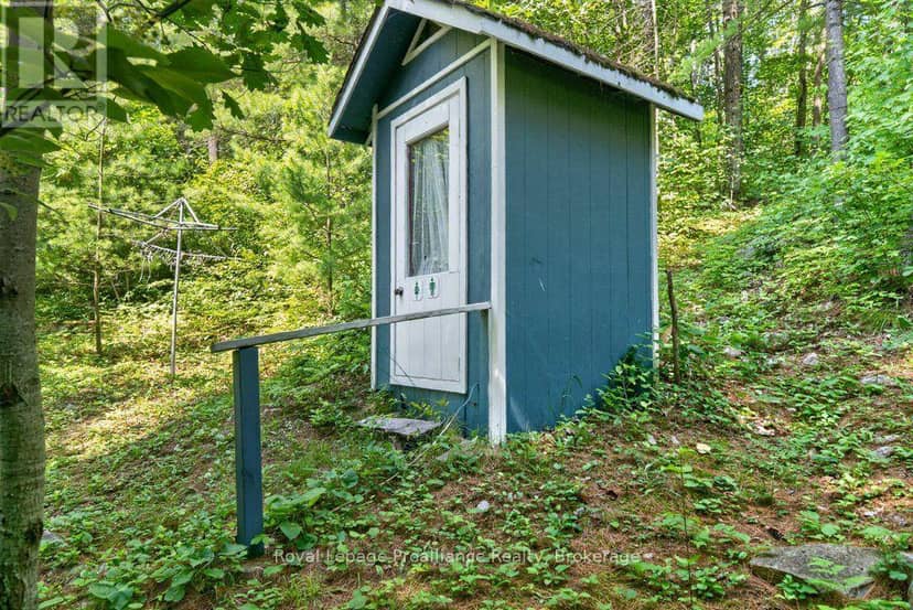 2807 Mackie Lake — photo 32 of 40