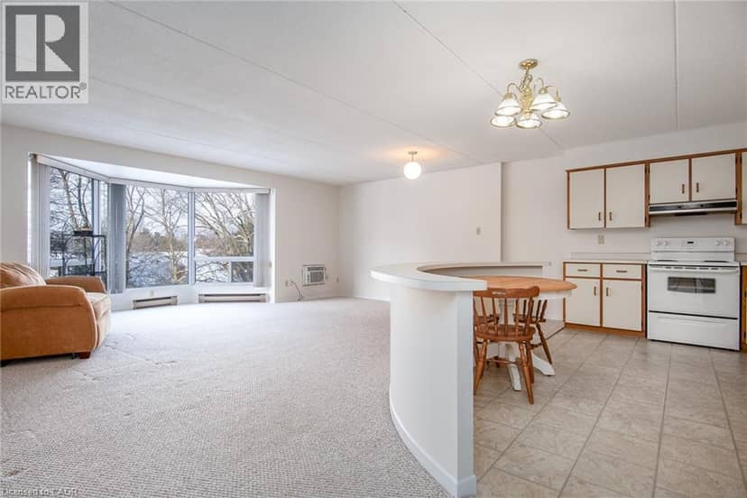 384 W ERB Street Unit# 207 — photo 8 of 37