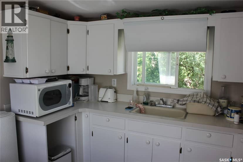20 Lakeshore DRIVE — photo 11 of 23