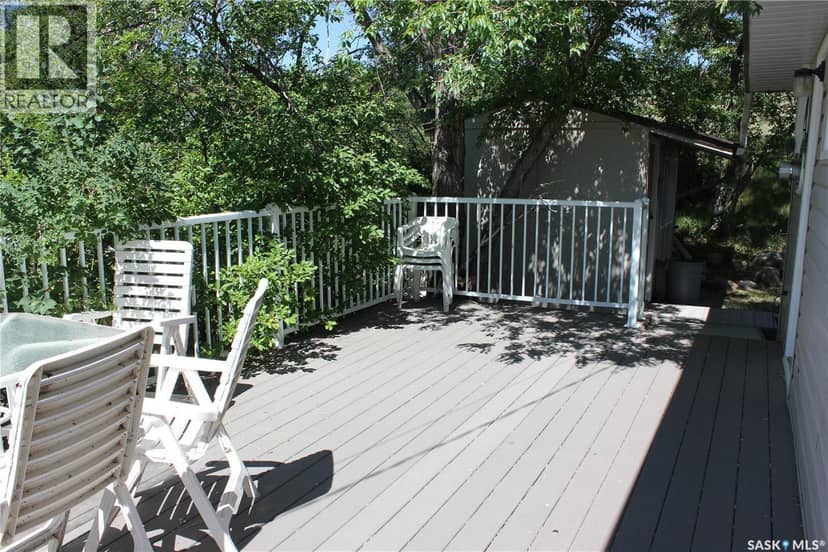 20 Lakeshore DRIVE — photo 6 of 23