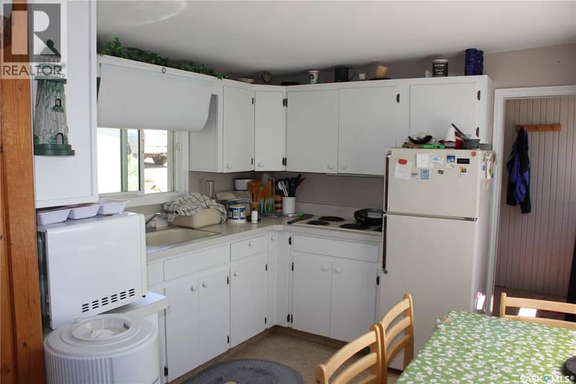 20 Lakeshore DRIVE — photo 9 of 23