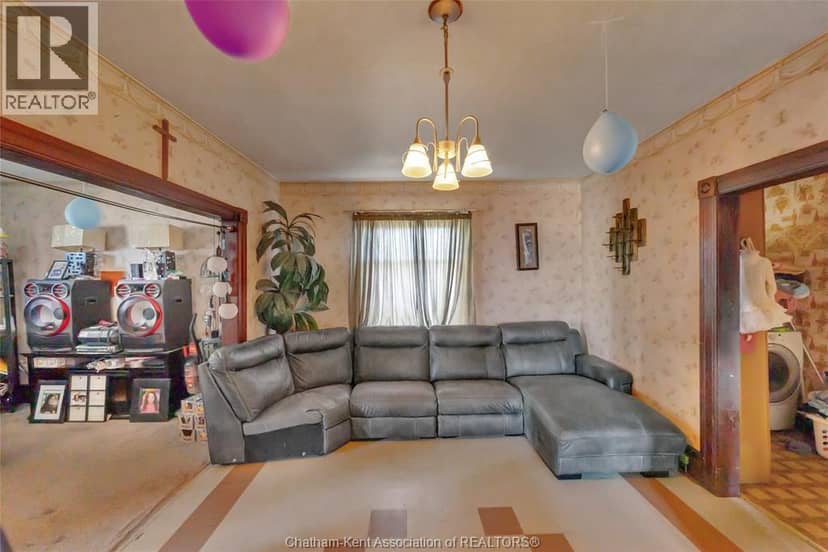 106 St. George STREET — photo 10 of 25