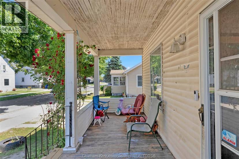 106 St. George STREET — photo 3 of 25