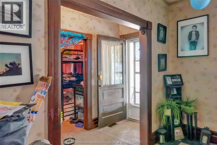 106 St. George STREET — photo 7 of 25