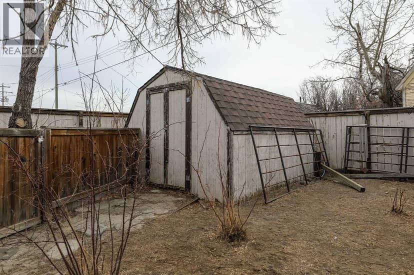 210 Macewan Street — photo 26 of 26