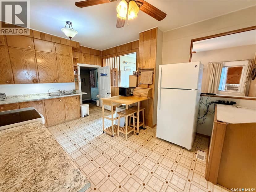 213 Main STREET — photo 11 of 35