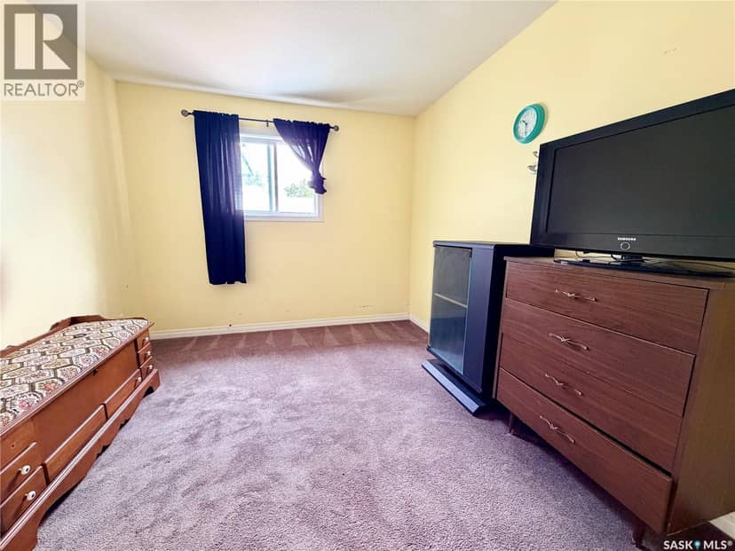 213 Main STREET — photo 15 of 35