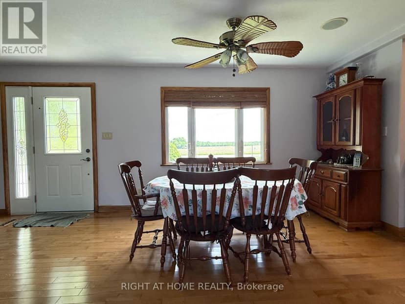 8192 Petrolia Line, Brooke-Alvinston, photo 6